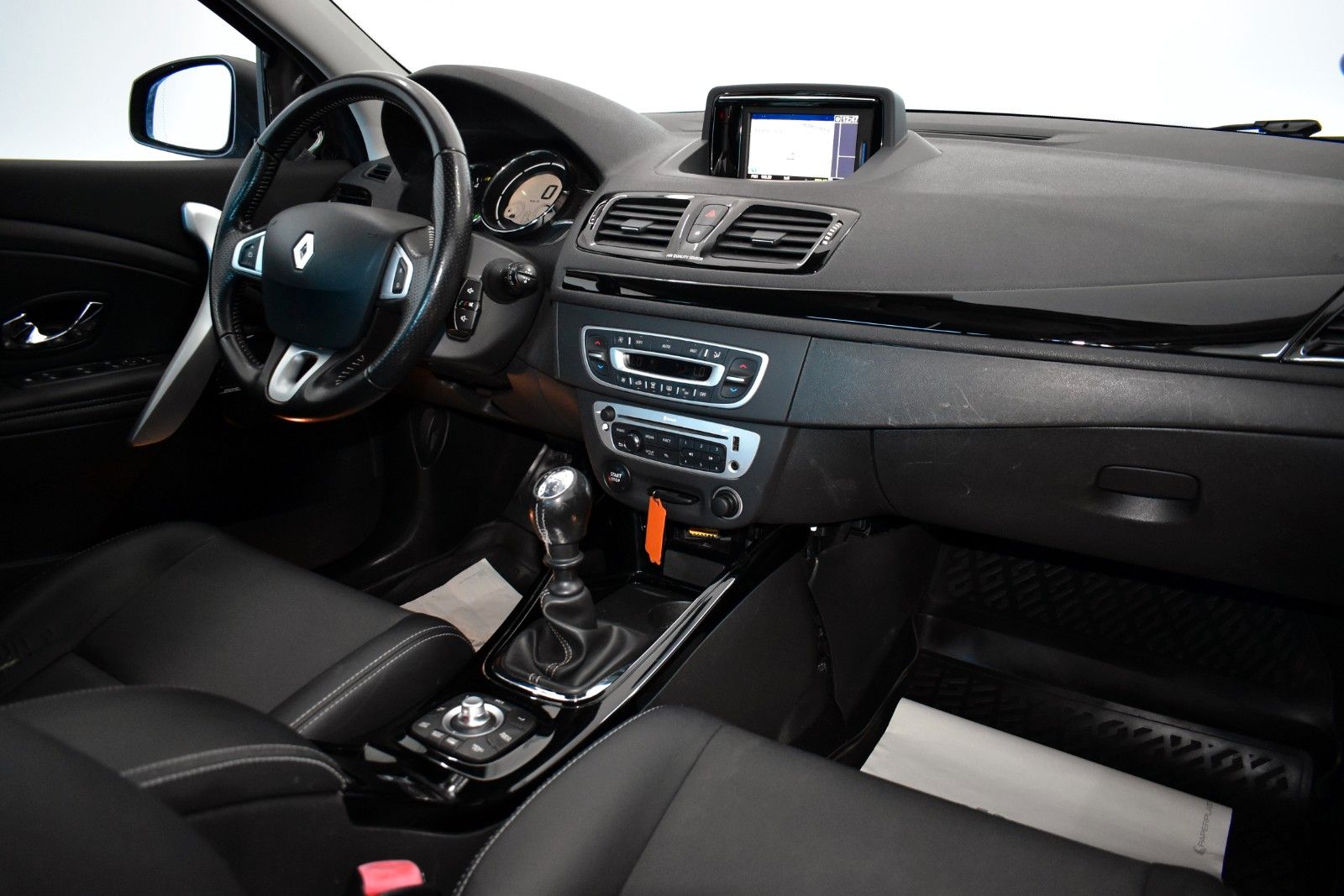 Fahrzeugabbildung Renault Megane III BOSE Edition,Teilleder,Kamera,Navi