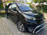 Toyota Proace (Verso) 2,0-l-D-4D 110kW L1 Family Co... - gebrauchte Toyota Proace (Verso) aus dem Jahr 2018