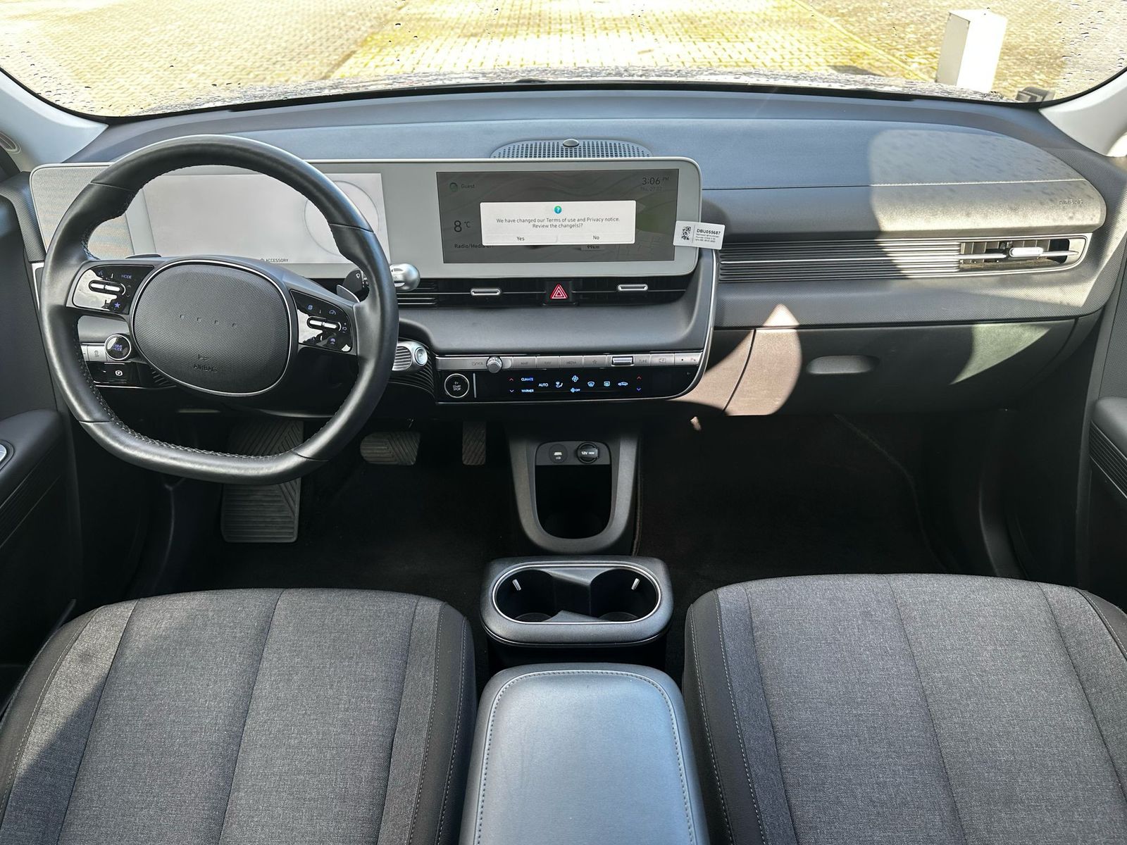 Fahrzeugabbildung Hyundai Ioniq 5 Basis 2WD NAVI+ACC+LED+SHZ+KAMERA+WP+DAB