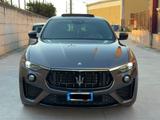 Maserati Levante V6 AWD Granlusso - Maserati Levante Kombi Gebrauchtwagen