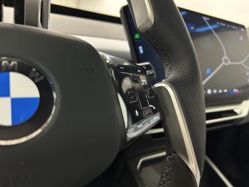 2025 BMW IX3 缩略图 27