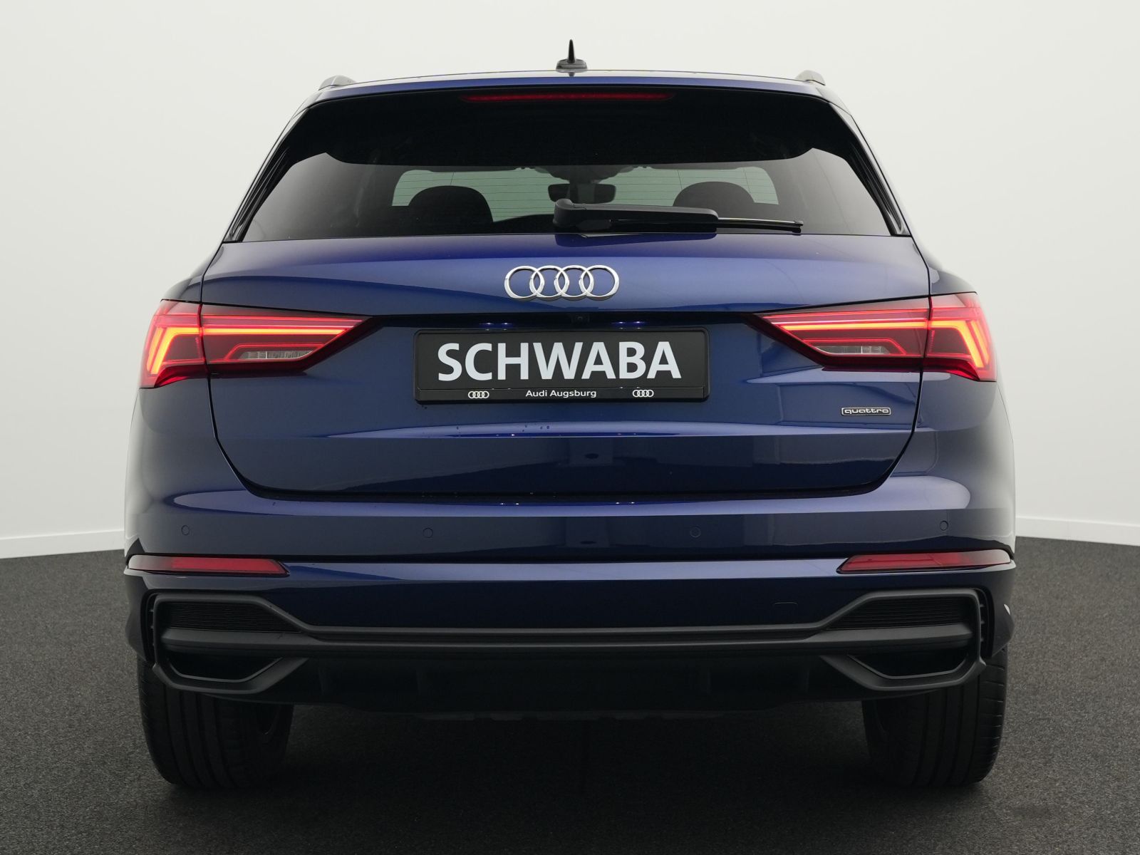 Audi Q3 45 TFSI qu. *2x S line*Opt.schw*AHK*KAM*19"* foto 8