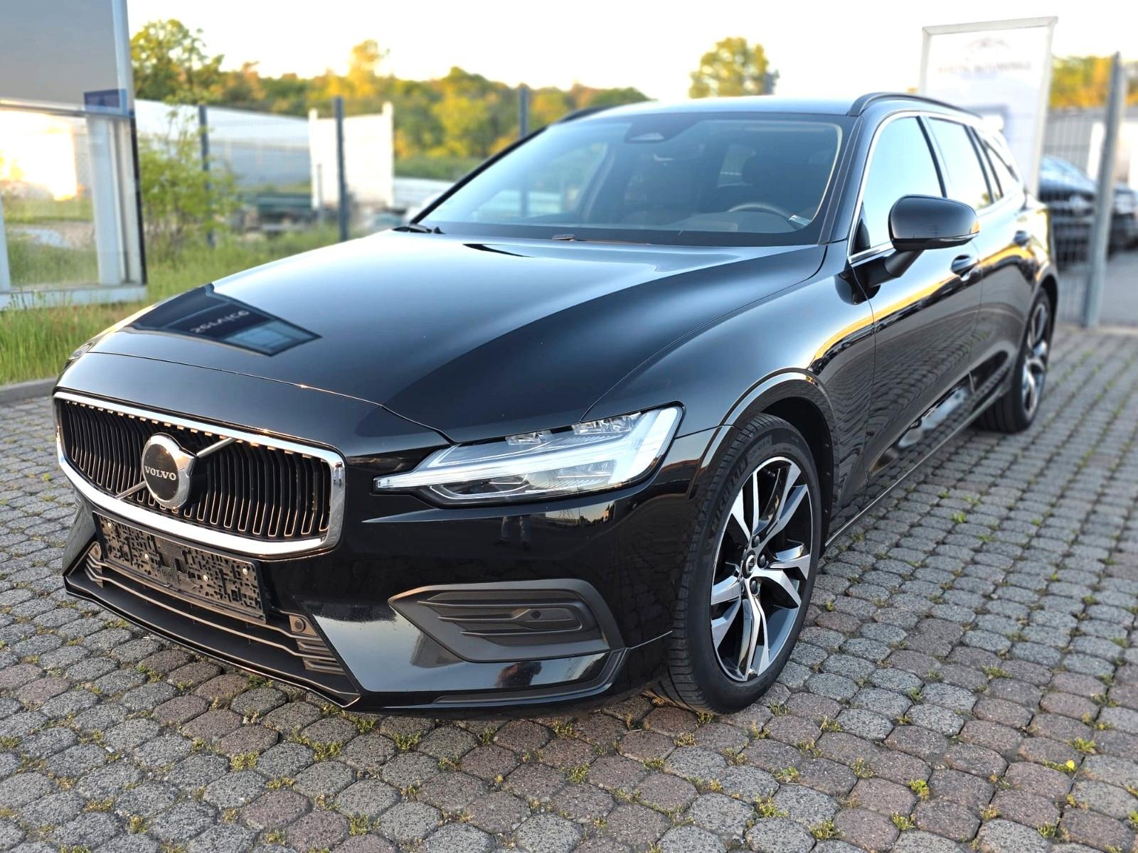 Volvo V60 Kombi Core,LED,Kamera,Navi