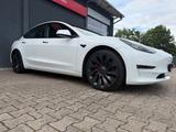 Tesla Model 3 Performance Dual AWD*513PS*1xHand*Überwa - weiße Tesla Model 3