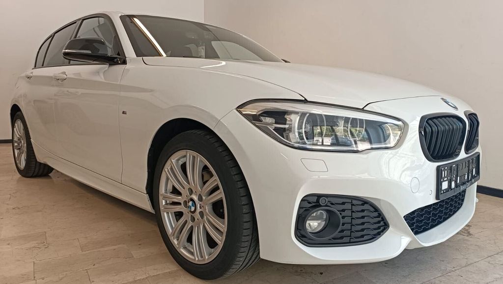 Image of BMW 118