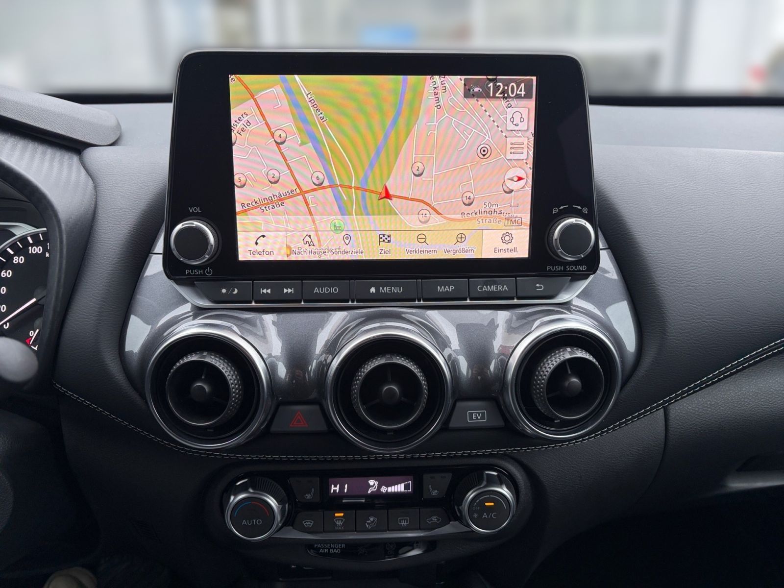 Fahrzeugabbildung Nissan Juke 1.6 Hybrid N-Connecta Hybrid