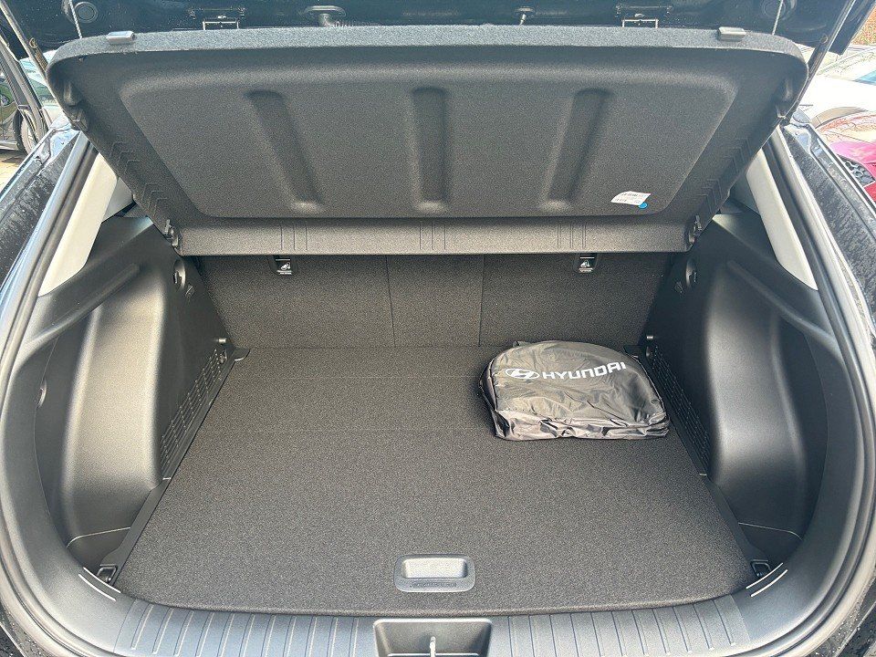 Fahrzeugabbildung Hyundai KONA Elektro 48,4kWh ADVANTAGE