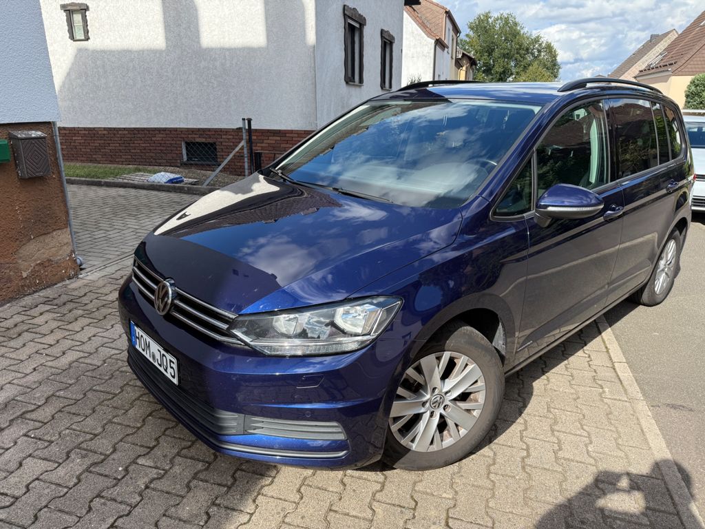 Image of Volkswagen Touran
