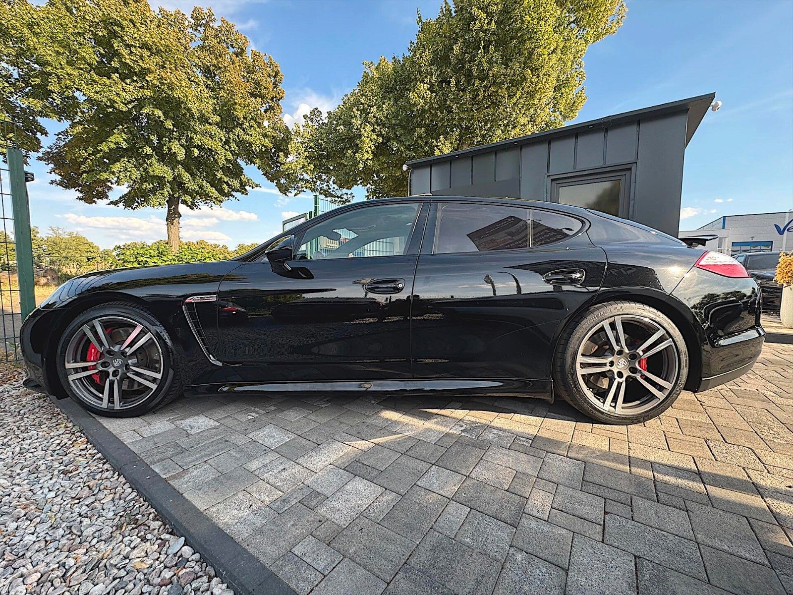 Fahrzeugabbildung Porsche Panamera GTS 4.8 V8 *Klappenauspuff*LED*BOSE*