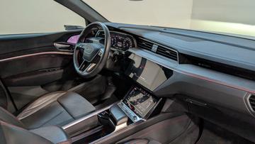 صورة مصغرة 18 لـ 2023 AUDI Q8 E-TRON
