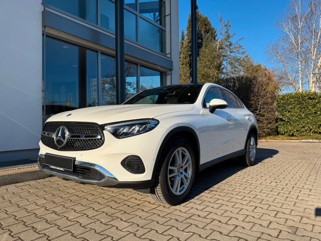 MERCEDES-BENZ GLC 220d Coupe 4Matic/ PANORAMA/ DISTRONIC/ MBUX MERCEDES-BENZ GLC 220d Coupe 4Matic/ PANORAMA/ DISTRONIC/ MBUX