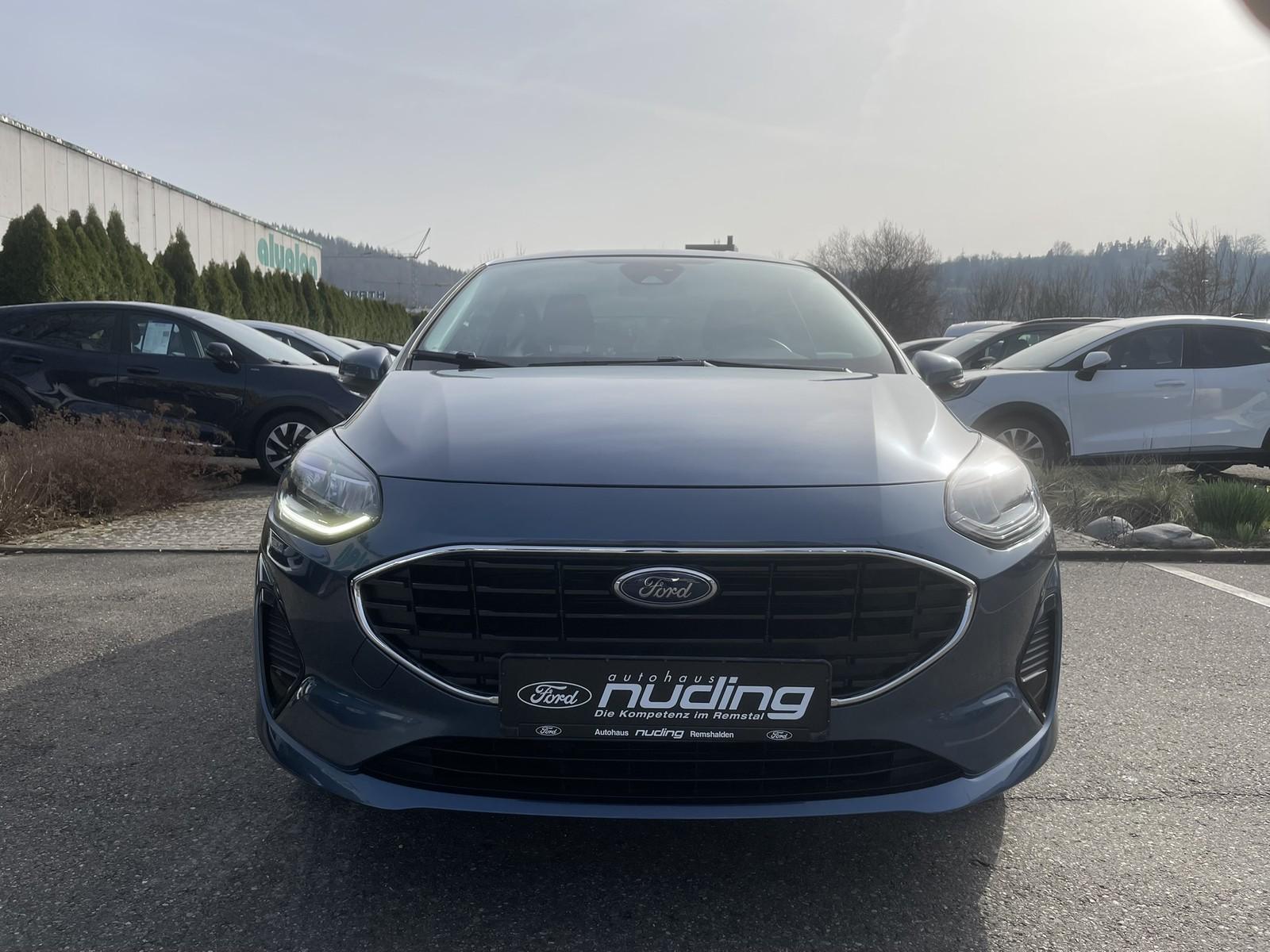 Ford Fiesta 1.1 Cool & Connect PDC/SZH/Klima