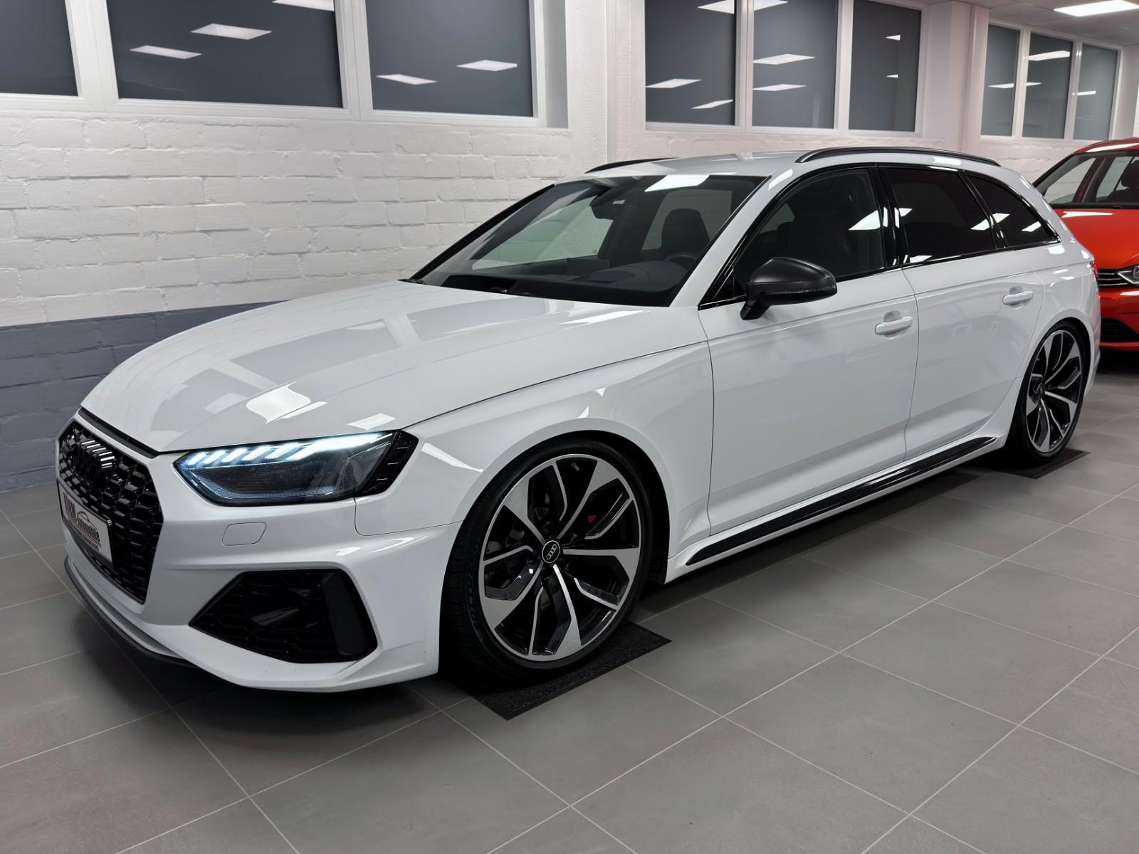 Audi RS4 Avant 2.9 TFSI quattro *Carbon*B&O*HUD*AHK