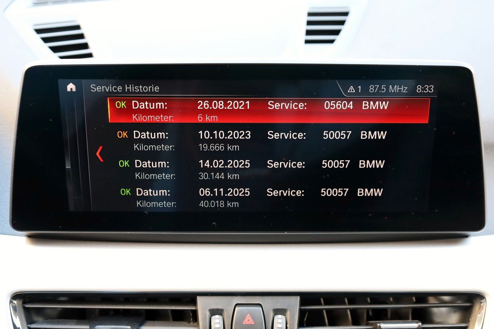 Fahrzeugabbildung BMW X1 xDrive 25 e Advantage,Leder,Navi,LED,HUD,SH