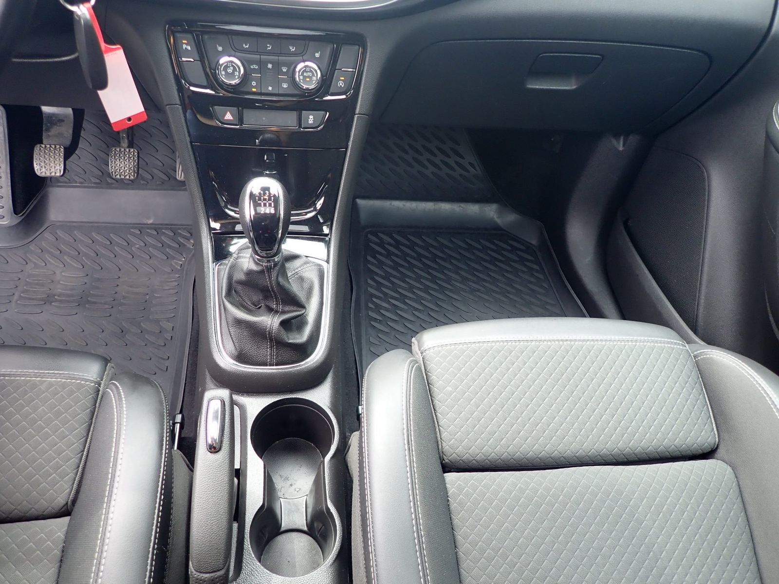 Fahrzeugabbildung Opel Mokka X Innovation CDTi 1.6 Ecotec 4x2 Start&Sto