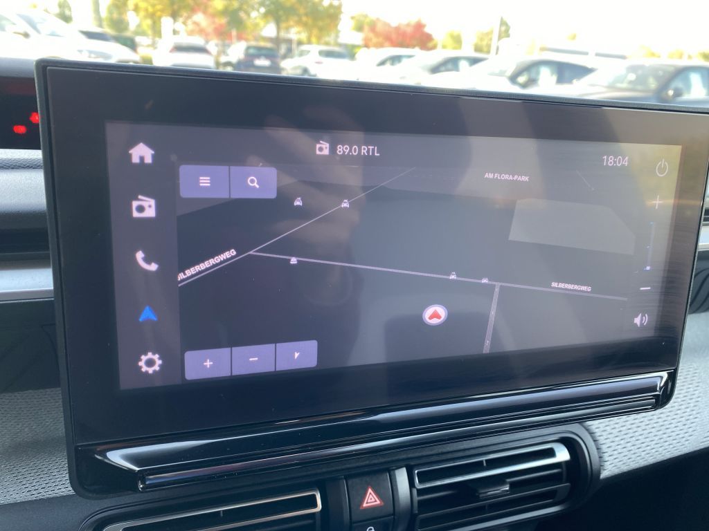 Fahrzeugabbildung Citroën e-C3 113 Standard-Range MAX *11 KW*Navi*LED*Indu