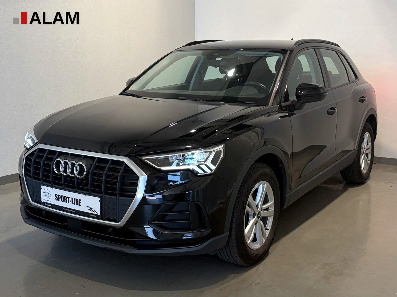 Audi Q3 35 TFSI Business DAB Lane LED Navi Side ViCo foto 2