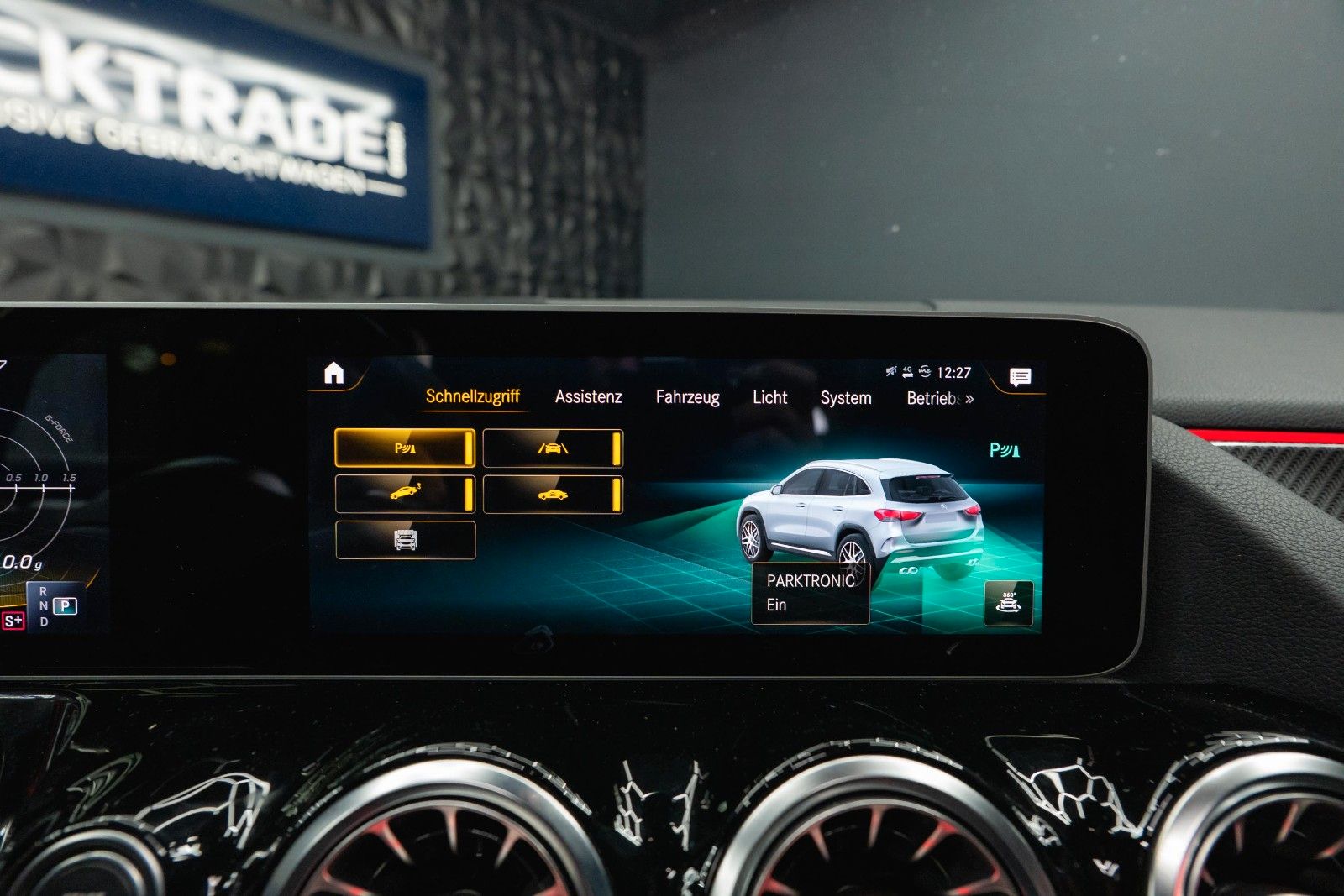 Fahrzeugabbildung Mercedes-Benz GLA 45 S AMG 4Matic | ACC | PANO | BURMESTER