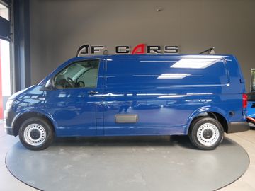 Volkswagen T6 Transporter - 2