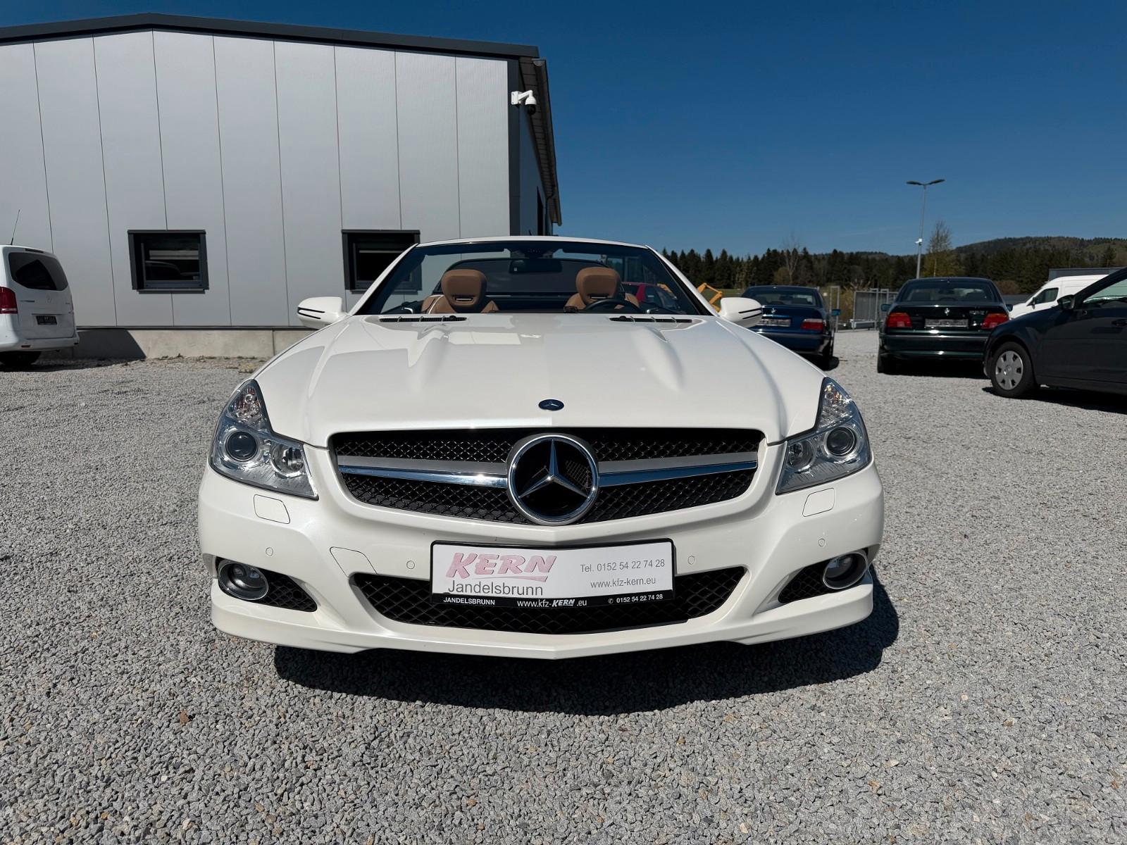 Mercedes-Benz SL 350 V6, AMG Felgen, Airscarf, Bi Xenon