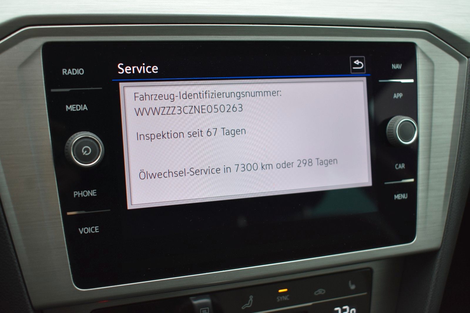 Fahrzeugabbildung Volkswagen Passat Variant Conceptline DSG AHK LED