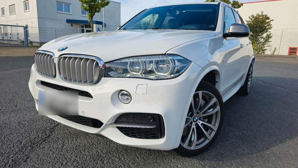 Image of BMW X5 M50