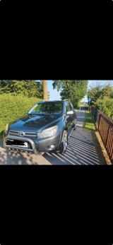 Toyota RAV4, 177PS, viele Neuteile - gebrauchte Toyota RAV 4 aus dem Jahr 2007