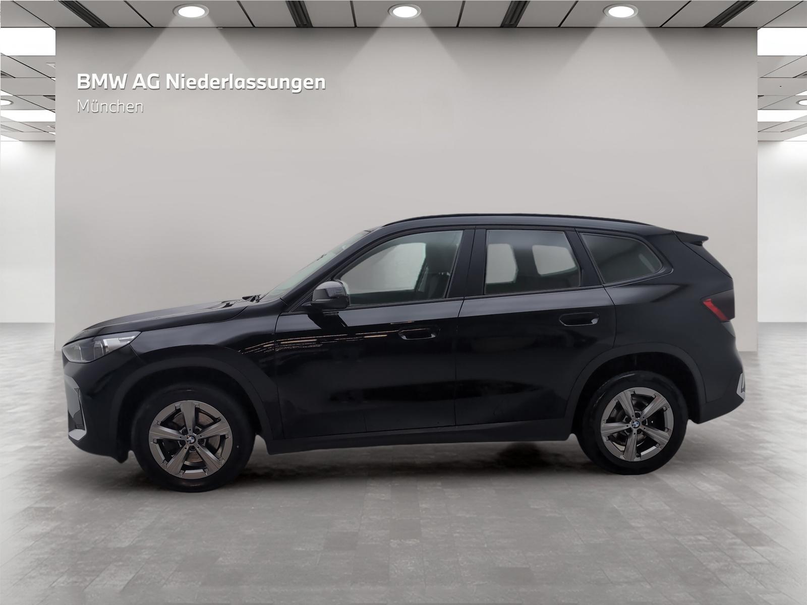 BMW X1 sDrive18i Kamera LED Sitzheizung