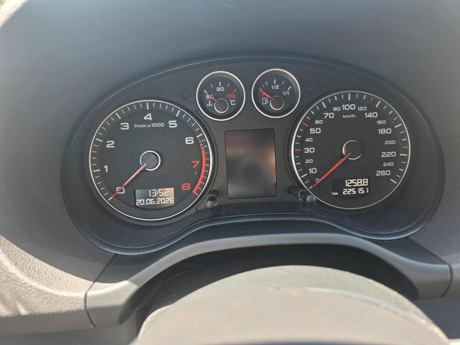 Audi A3 2009 — photo 9