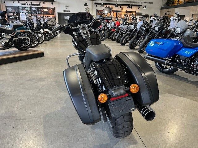 Fahrzeugabbildung Harley-Davidson FLSB Sport Glide 107cui Jekill&Hyde