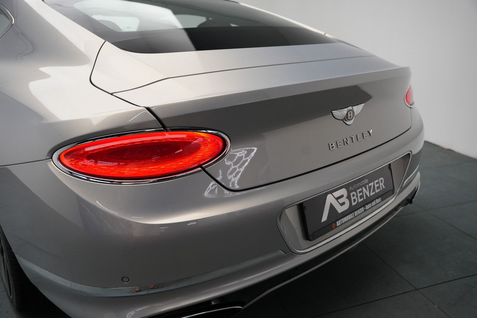 Fahrzeugabbildung Bentley Continental GT W12 First Edition *Rotation*B&O*