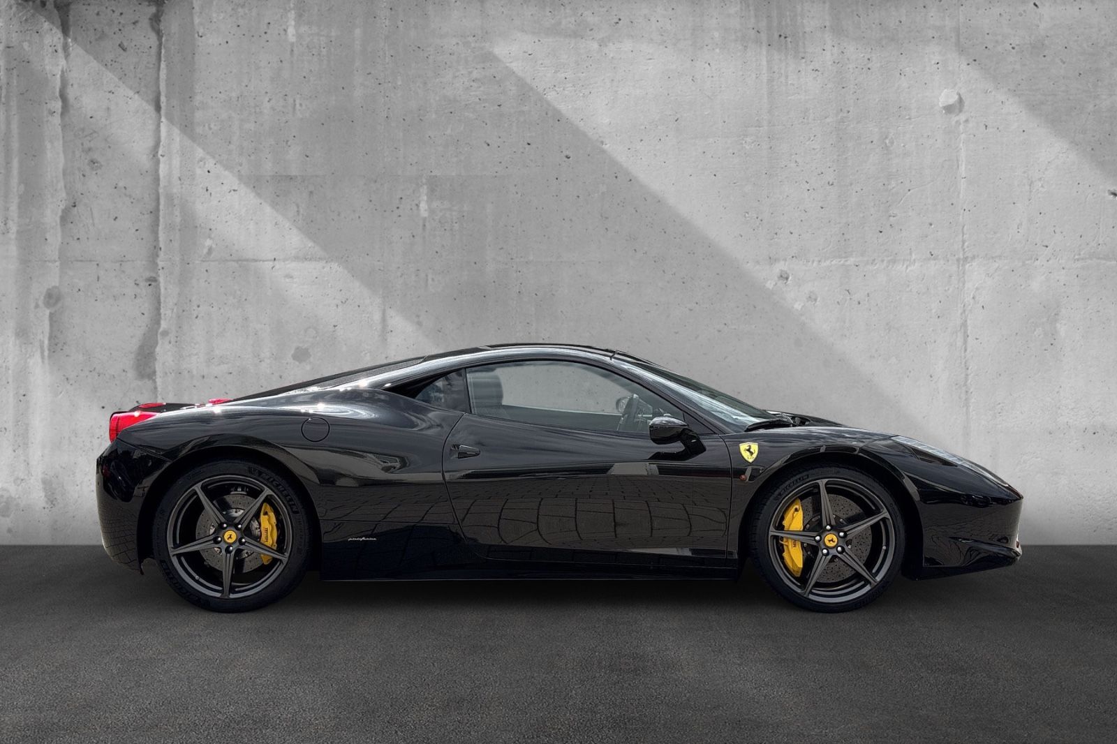 Fahrzeugabbildung Ferrari 458 Italia*LED*Carbon*iPod*TOP
