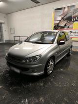 Peugeot 206 1.6HDi Tüv 03/27 - Peugeot 206 mit Diesel-Antrieb: 2.0