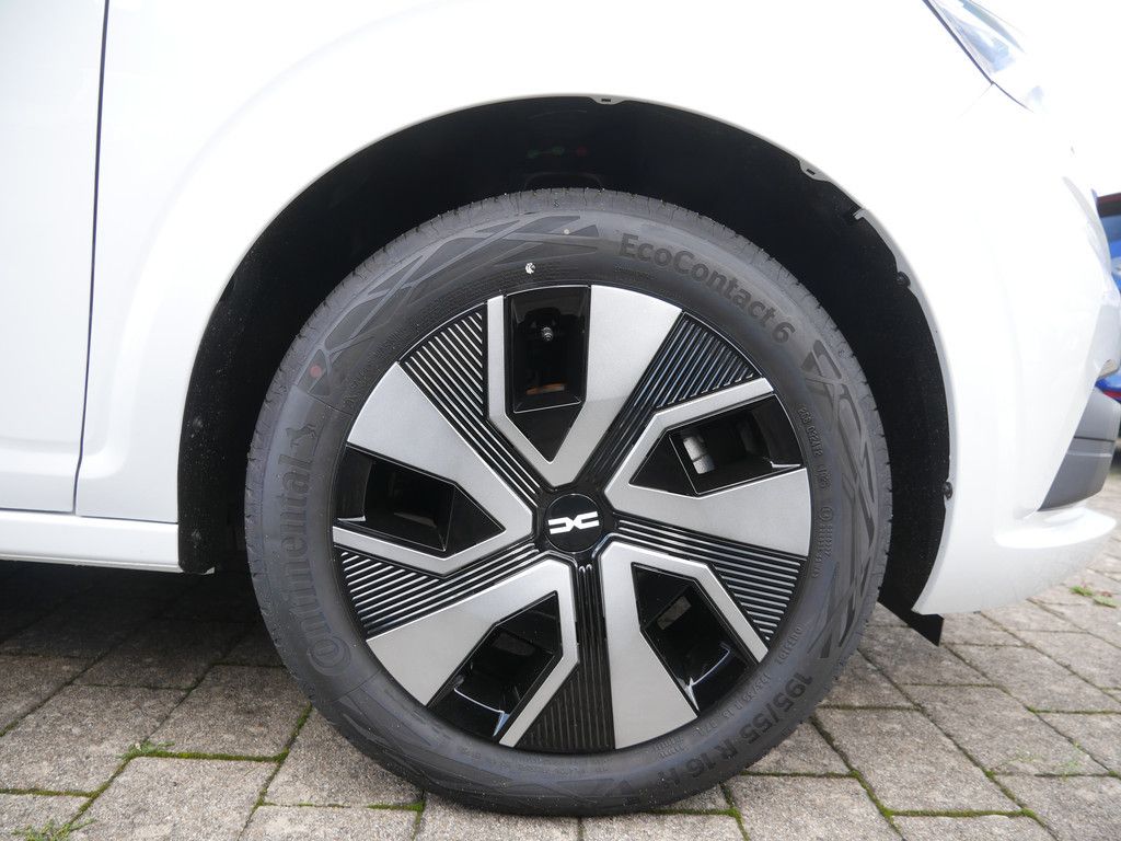 Fahrzeugabbildung Dacia Sandero Expression TCe 90