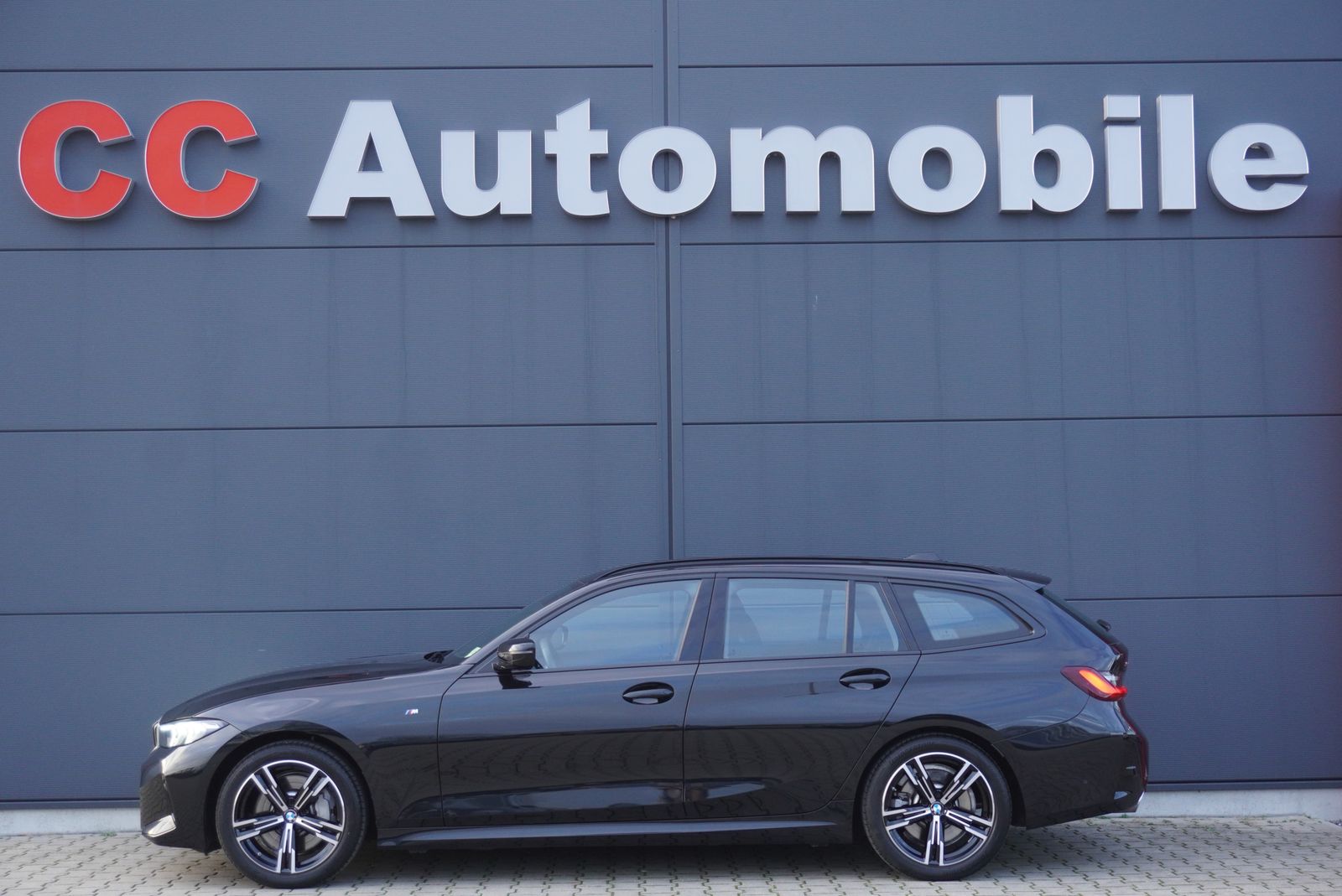 BMW 330 i xDrive M Sport Facelift/Widescreen/ACC/CAM