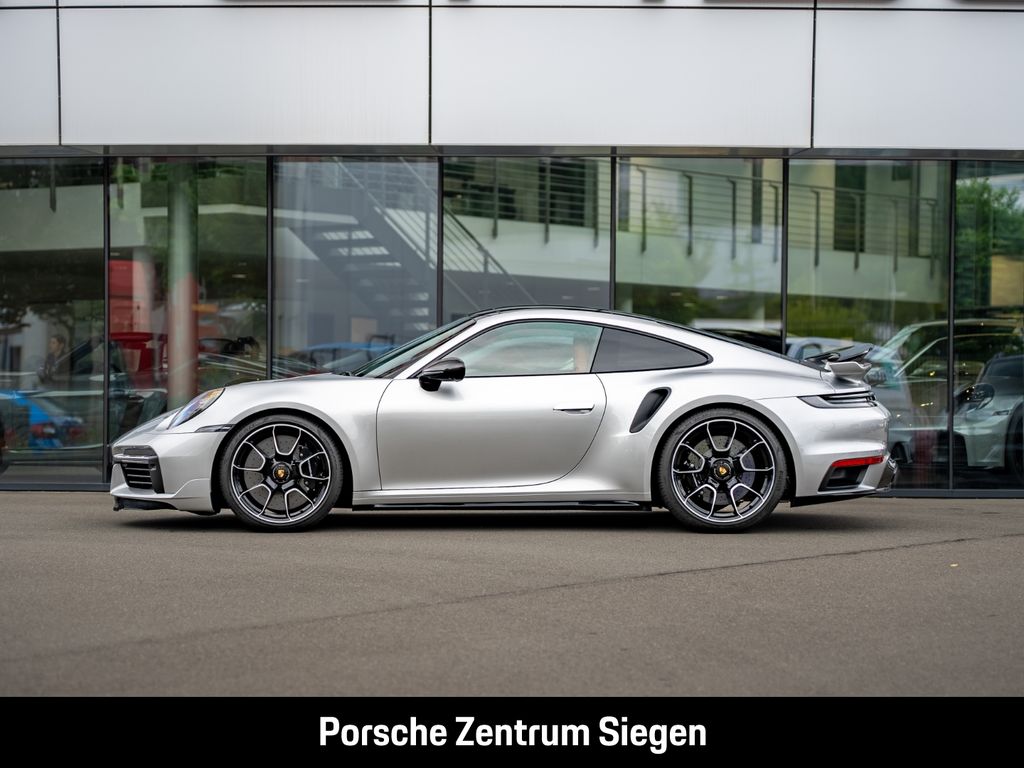 Porsche 992 (911) Turbo S