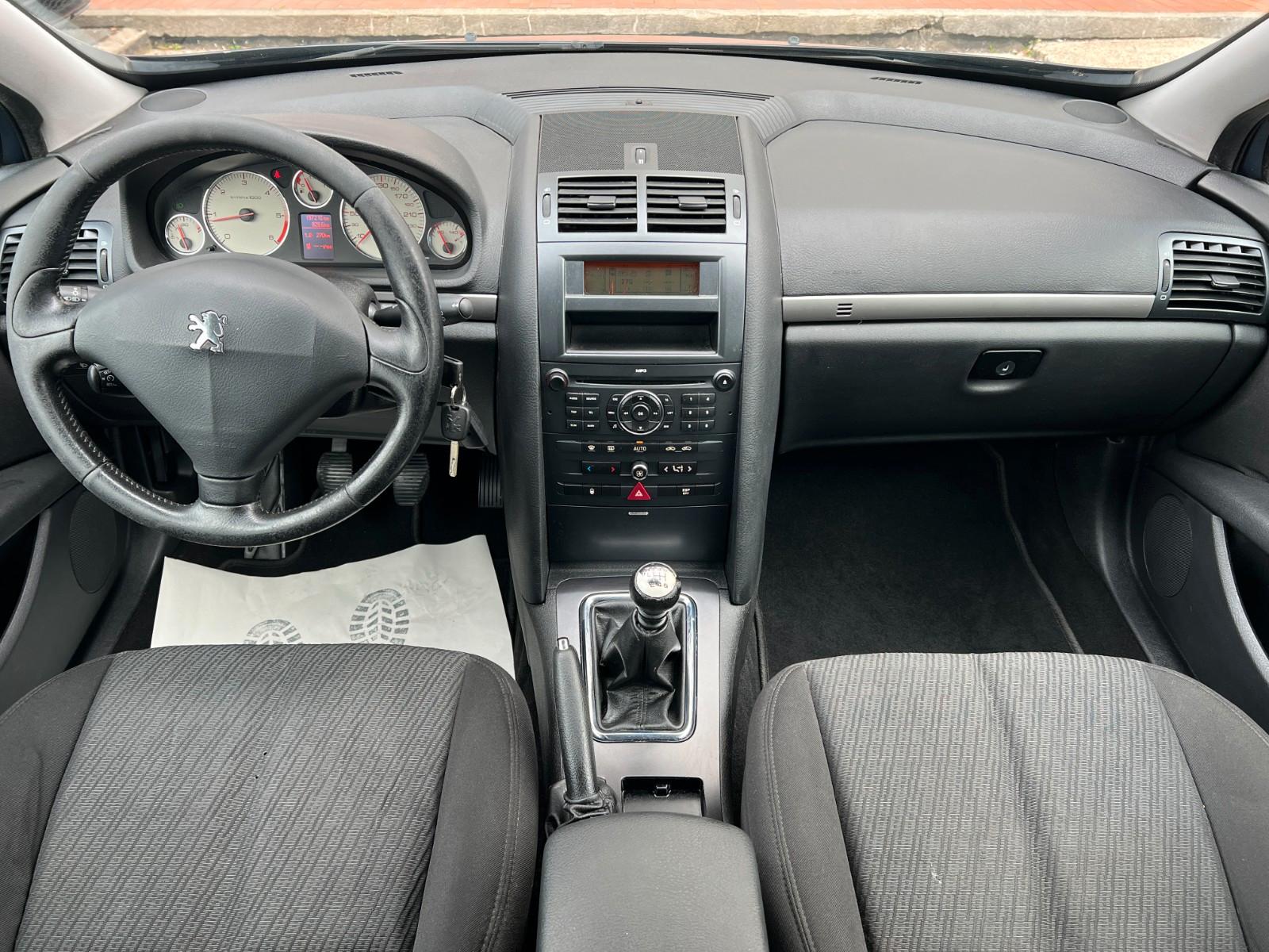 Peugeot 407 2009 — photo 10