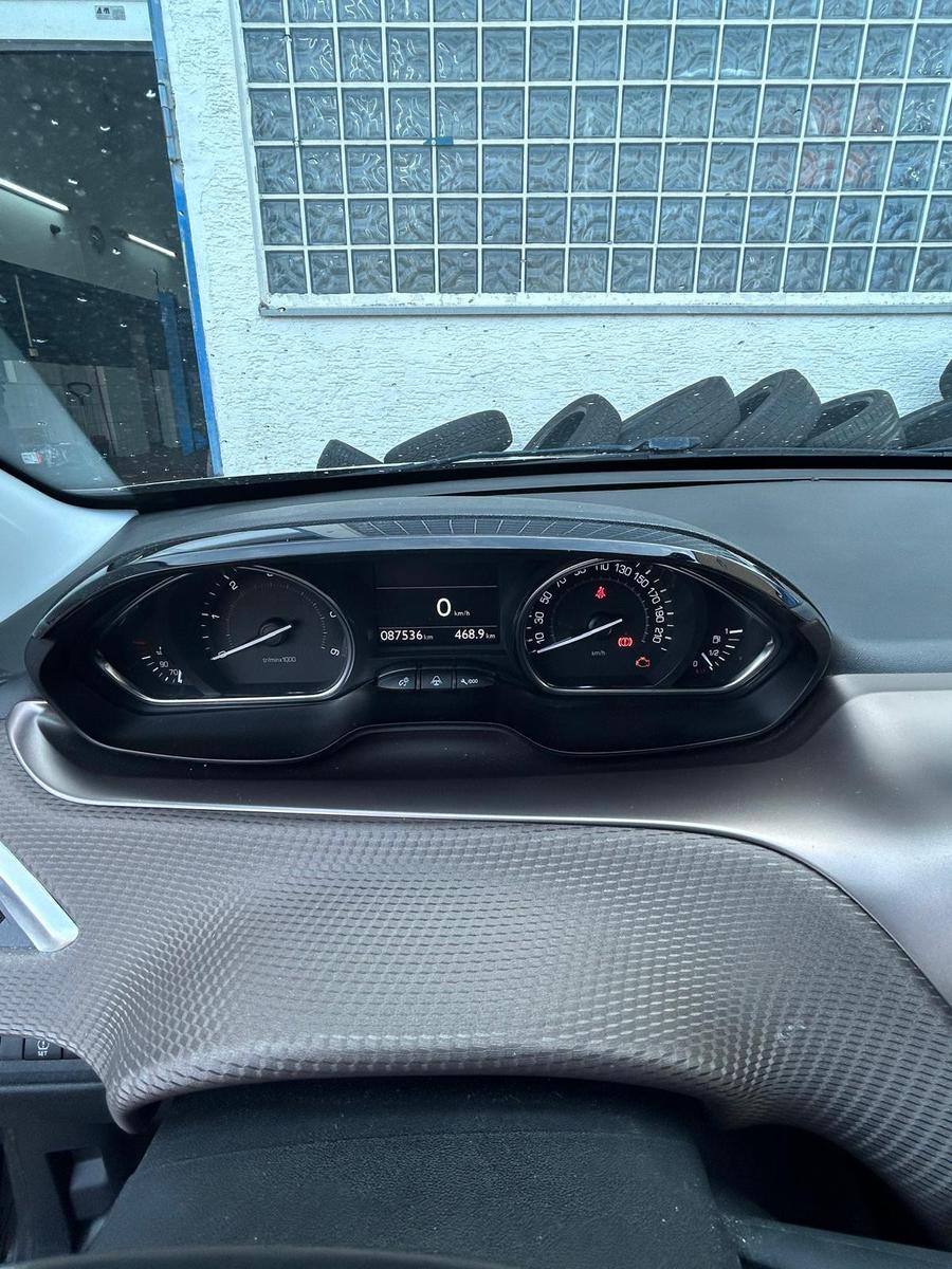 Peugeot 2008 Active e-HDi 92 STOP & START Active