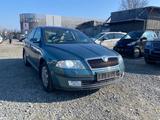 Skoda Octavia Lim. Standhz*Xenon*DSG*Klimaautom*Temp* - Skoda Octavia aus 2005 mit Diesel-Antrieb