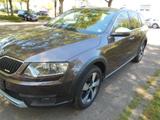 Skoda Octavia Combi Scout 4x4 - Skoda: Combi Scout