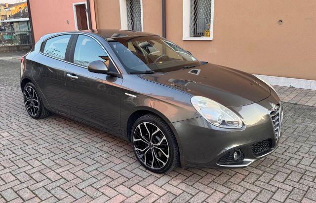 Alfa Romeo Giulietta 2.0 JTDm-2 140 CV Ok Neopat