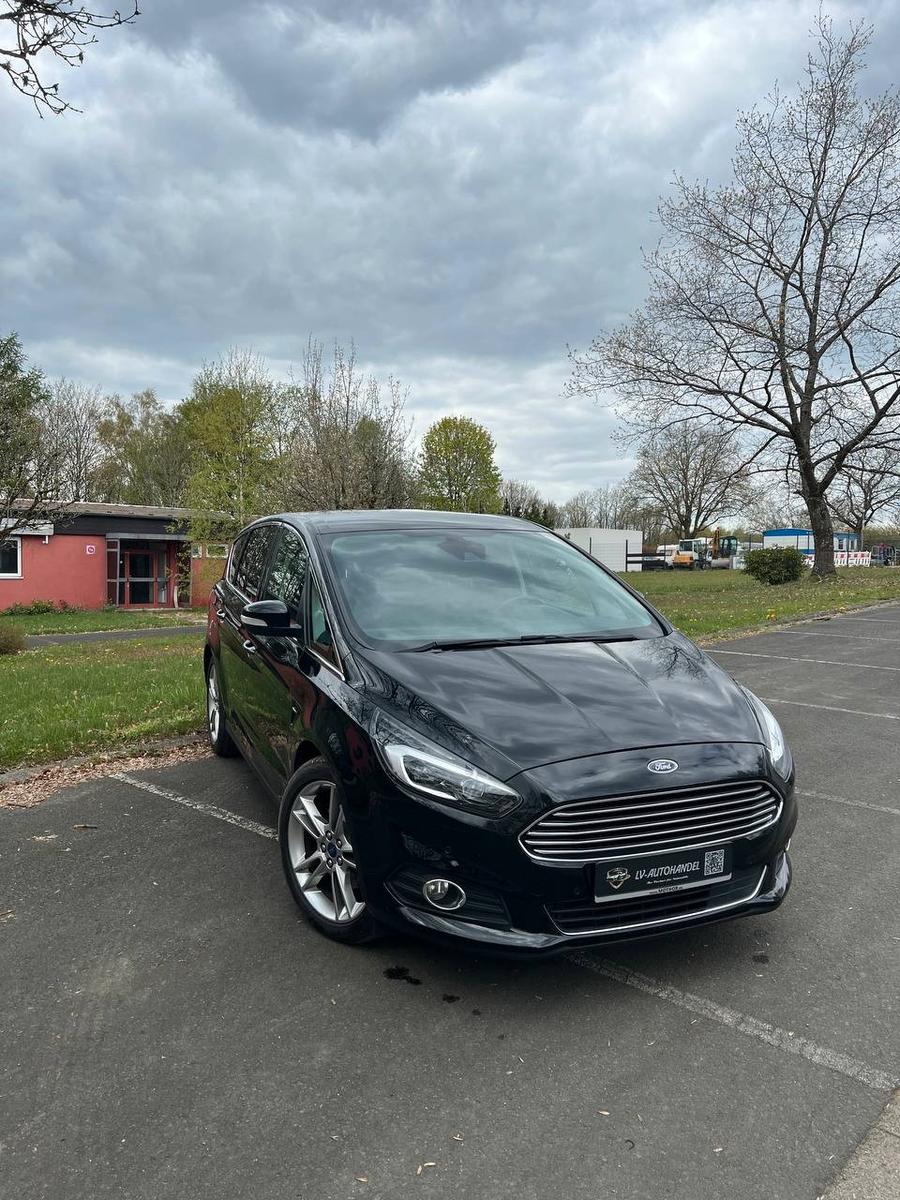 Ford S-Max S-MAX Titanium