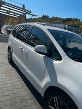 Seat SEAT Alhambra Auto weiß - Seat Alhambra in Wiesbaden