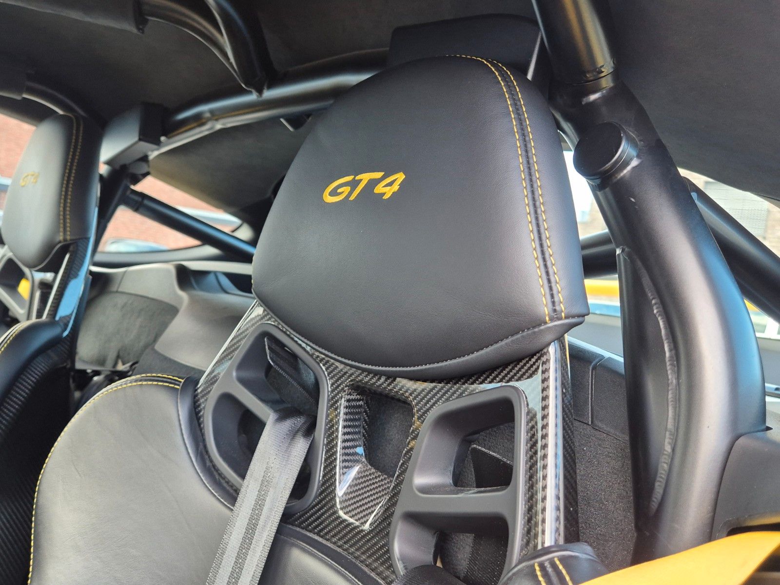 Fahrzeugabbildung Porsche Cayman GT4 Clubsport/PCCB/Manthey Kit/Approved
