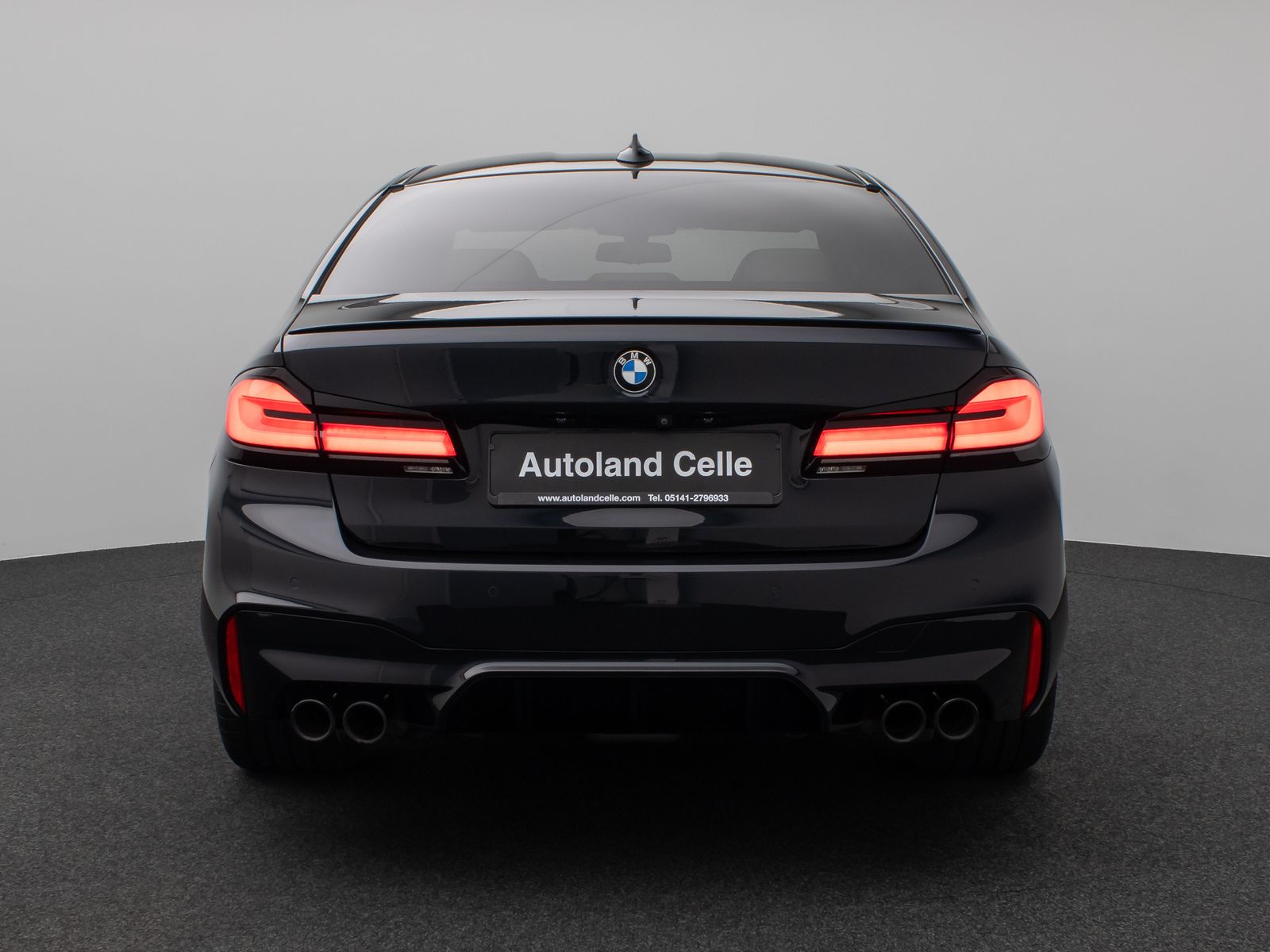 Fahrzeugabbildung BMW M5 xD 360°HUD DAB B&W SoftCl Massage Komfort