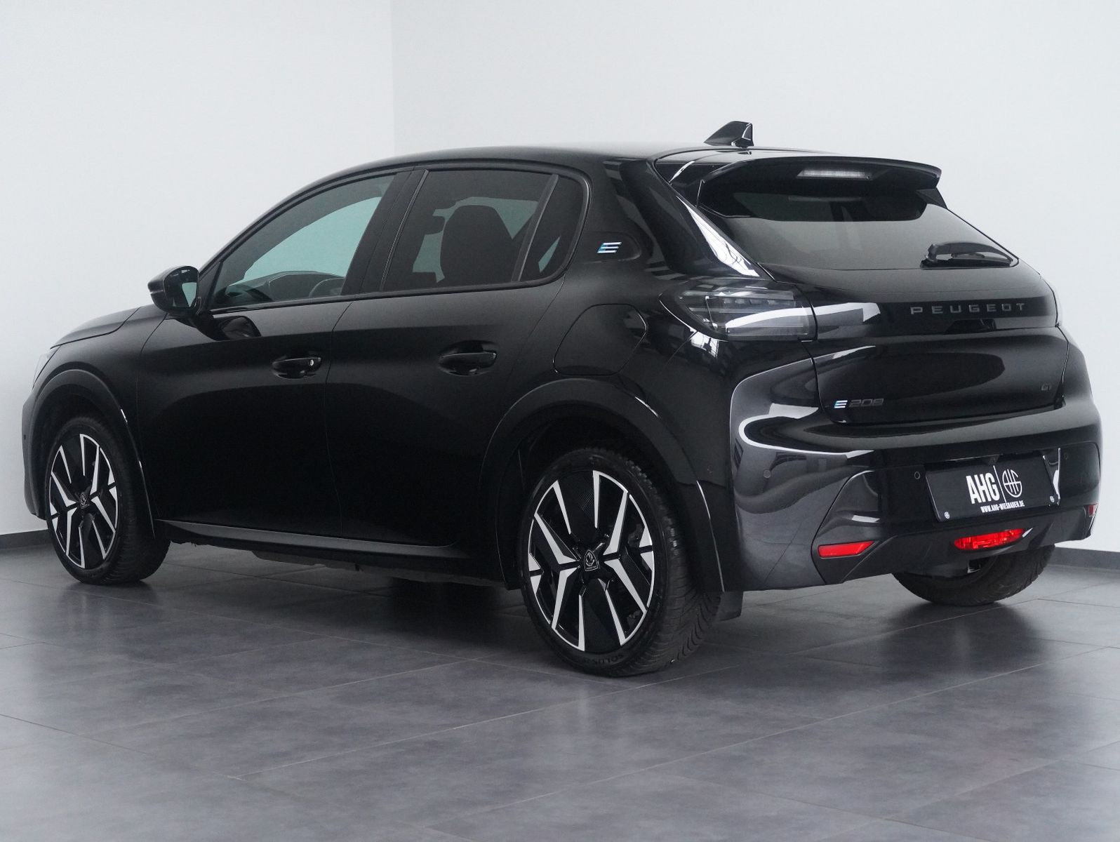 Fahrzeugabbildung Peugeot 208 e- GT LED/NAVI/CARPLAY/DAB/11KW/SOH