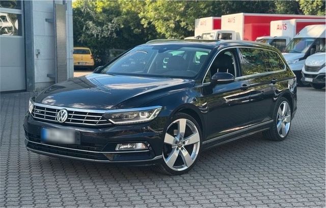VW VW Passat B8 2.0 TDI R-Line Panoramadach T...