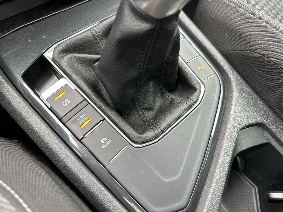 Volkswagen Tiguan ACTIVE 1.5 TSI LED+NAVI+DAB+KLIMA+KAMERA, миниатюра 29