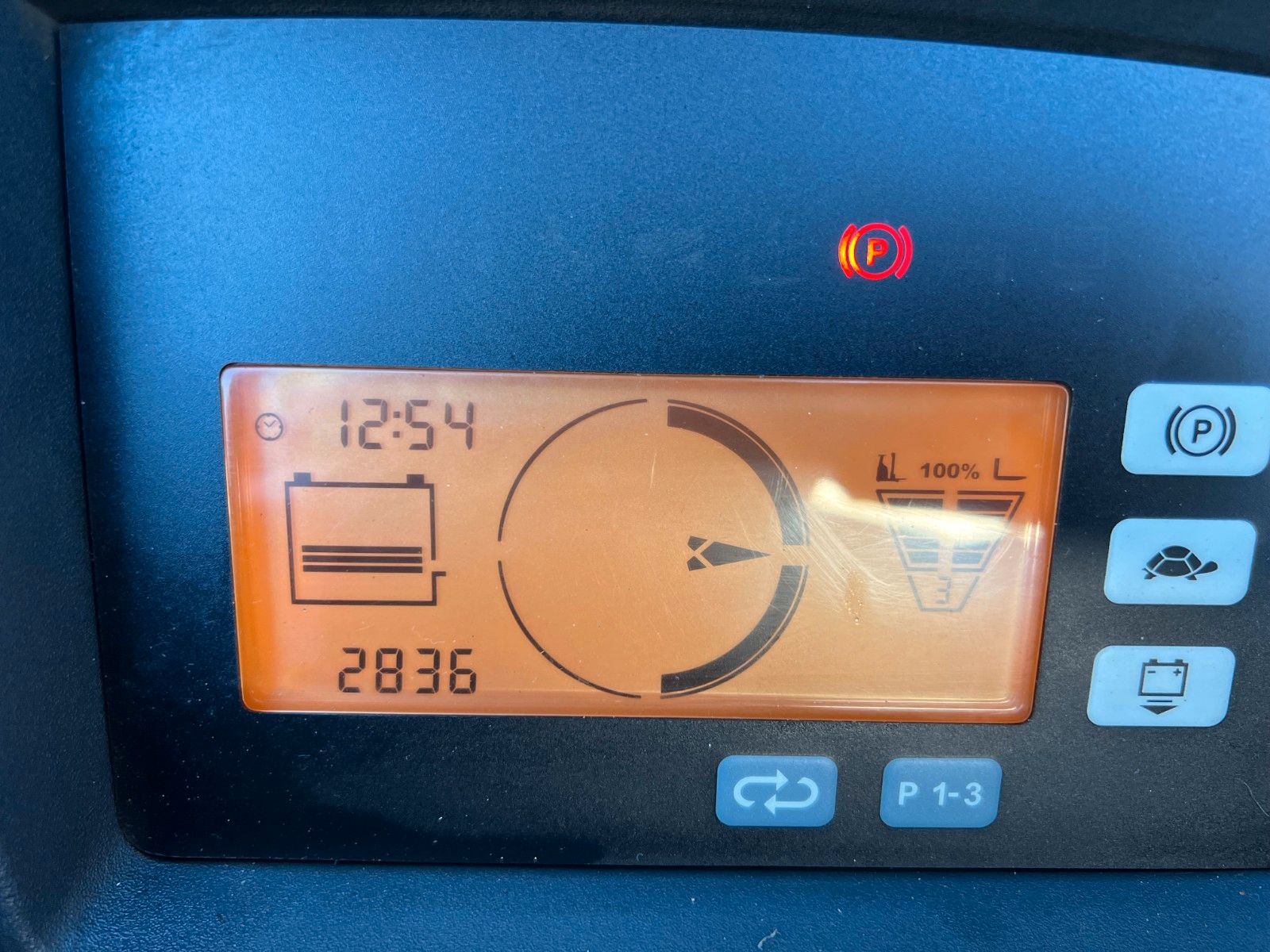 Fahrzeugabbildung Jungheinrich ETV C16 / Triplex 5.72m / SS / nur 2.836h / 2016