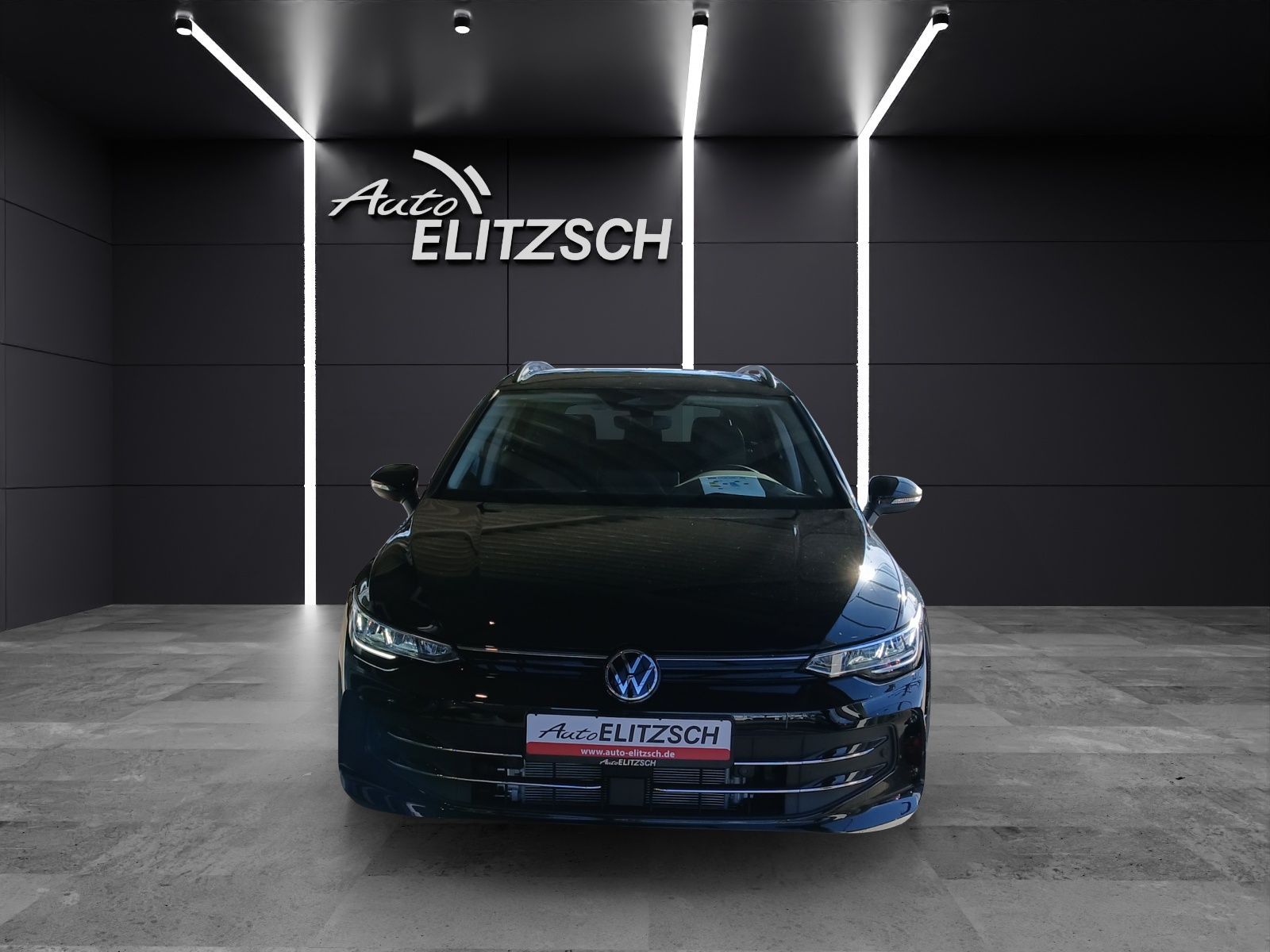 Fahrzeugabbildung Volkswagen Golf VIII Variant TDI Energy LED ACC RFK AHK